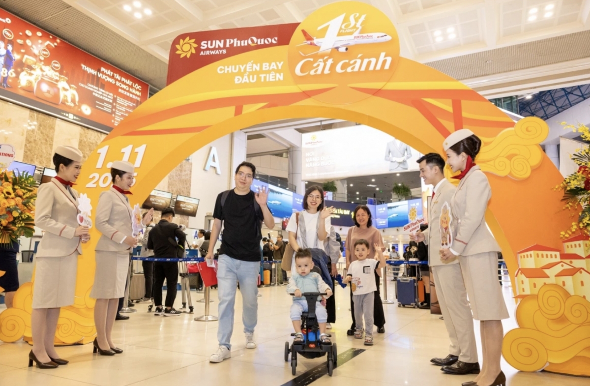 Sun PhuQuoc Airways inaugural flight carries 220 passengers to Phu Quoc